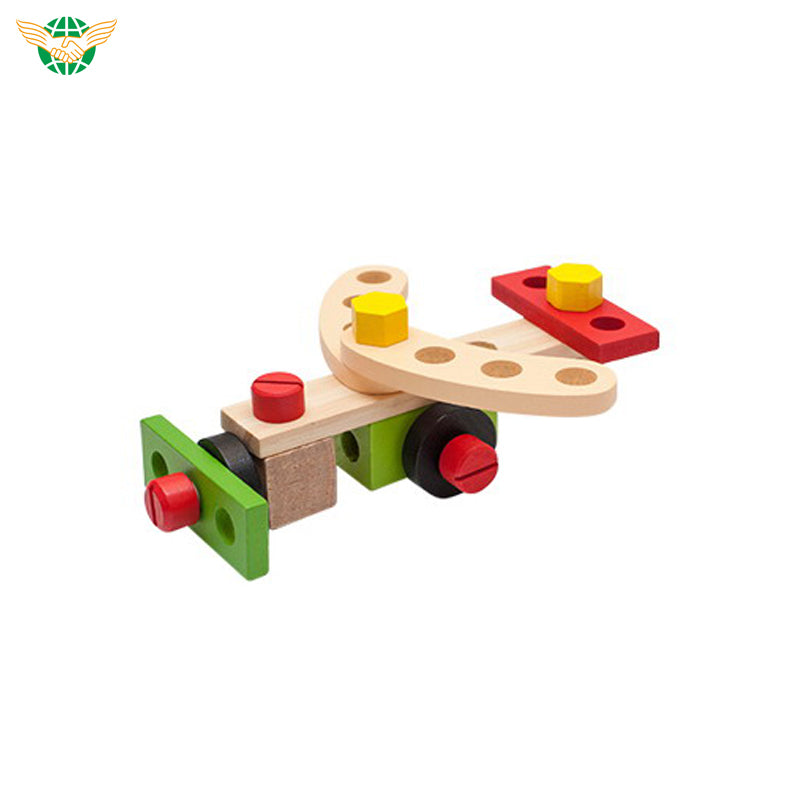 Little inventor wooden tool set