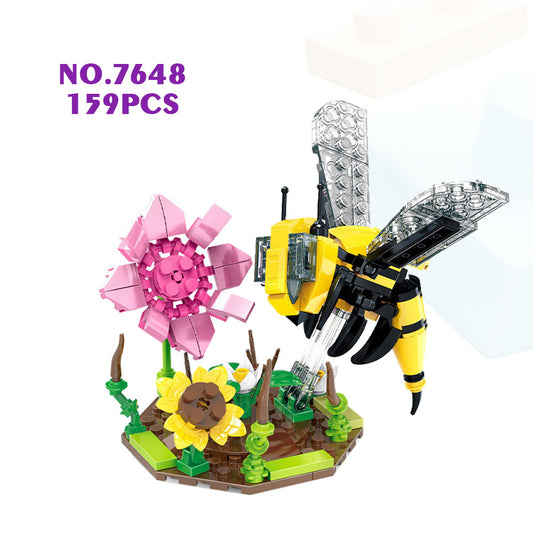 Lego 159 pcs Bee and flower