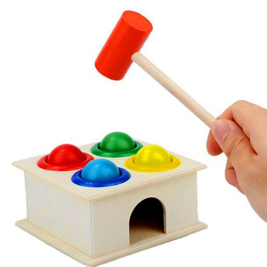 Hamer and 4 balls small wood toy