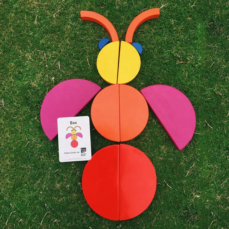 Colorful wood circle set