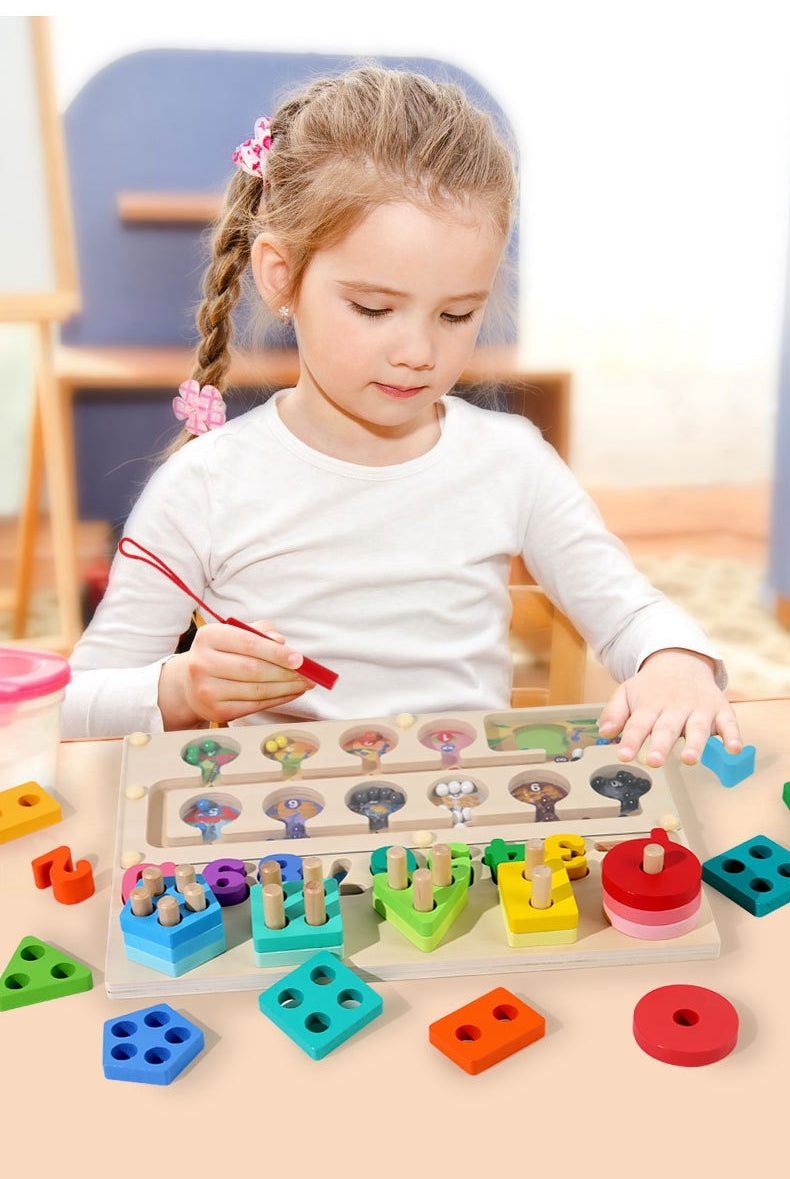 Magnetic maze with shapes